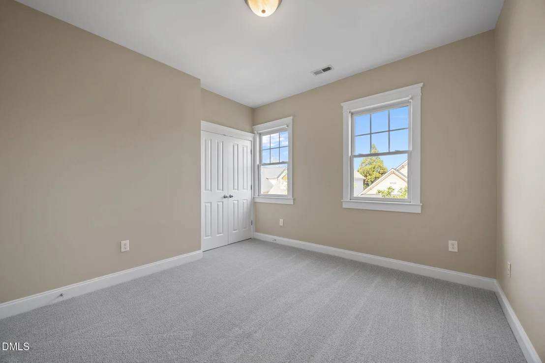 Photo of 110 Bridgegate Drive