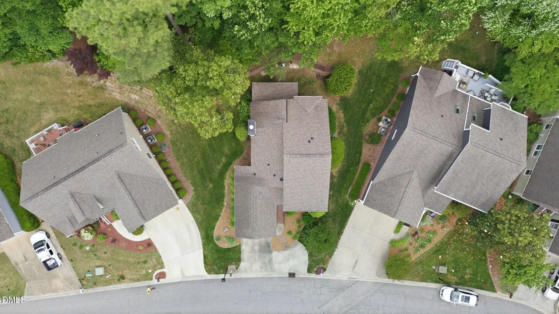 Photo of 4901 Willowtree Lane