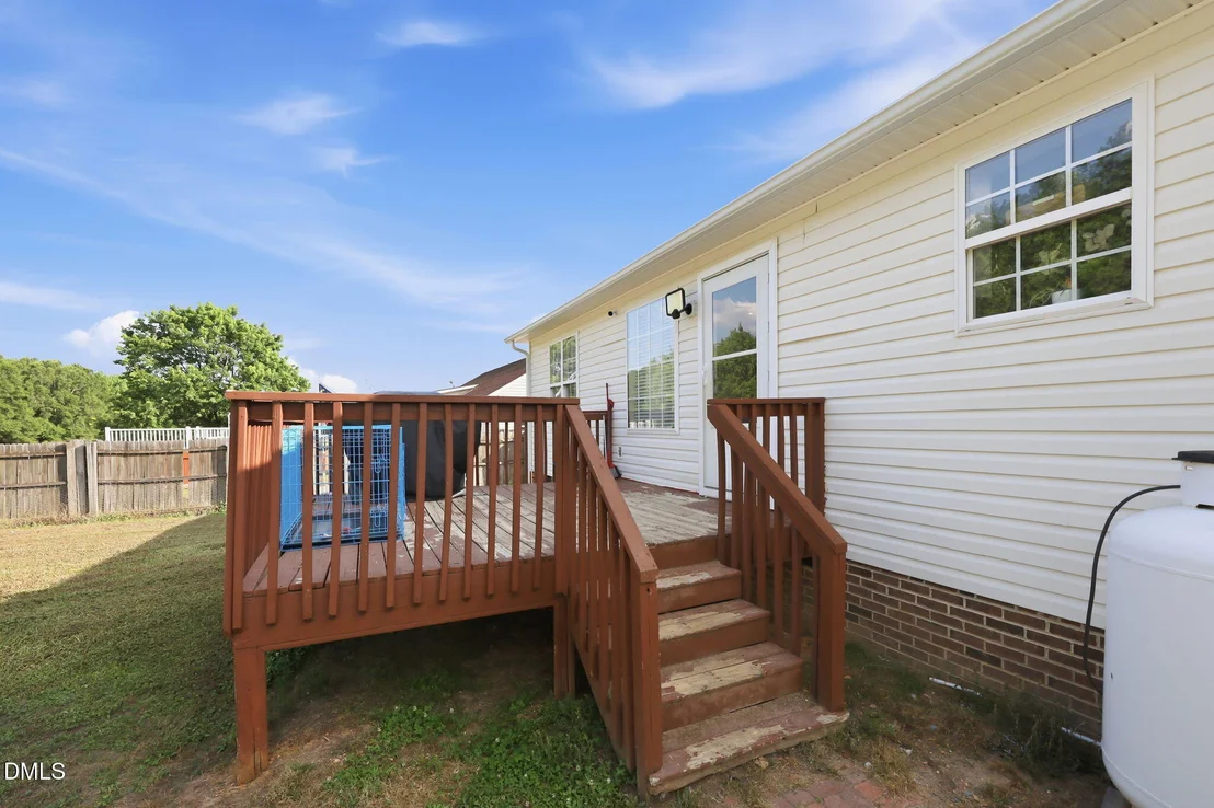 Photo of 1047 Smith Road