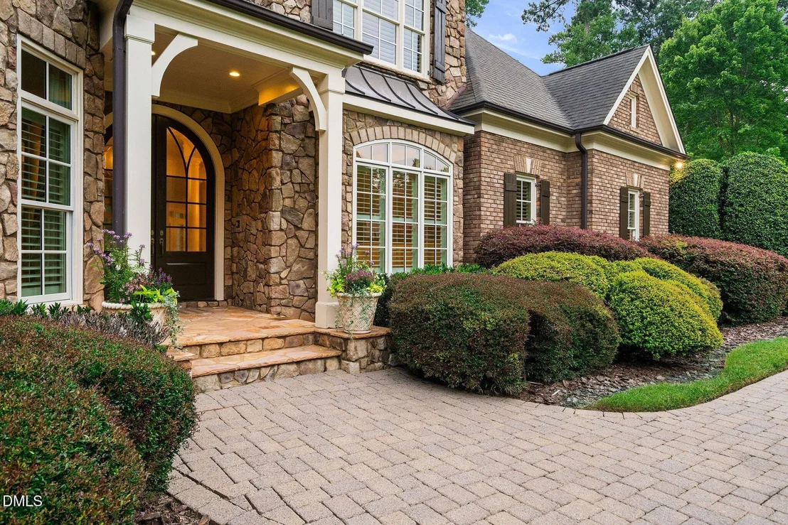 Photo of 1024 Stradshire Drive