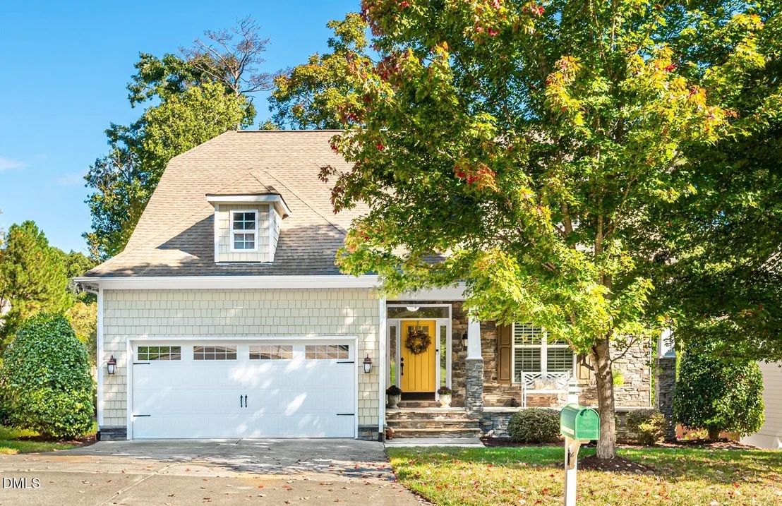 Photo of 7 Persimmon Court