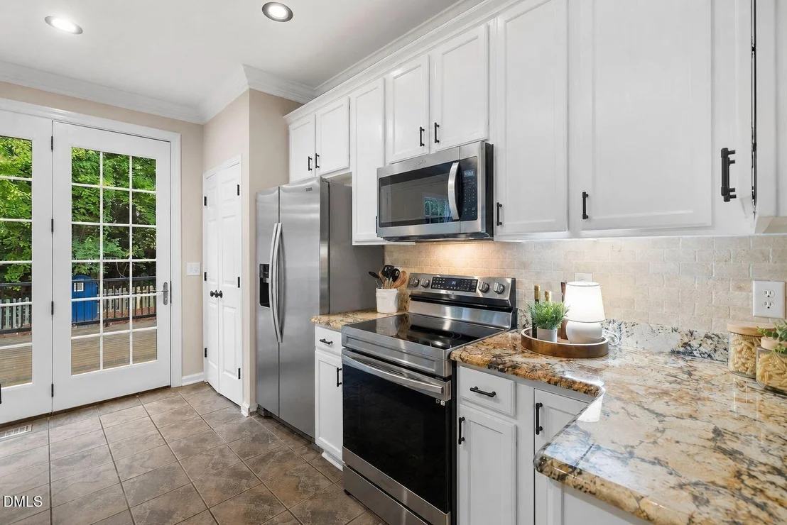Photo of 711 Midsummer Lane