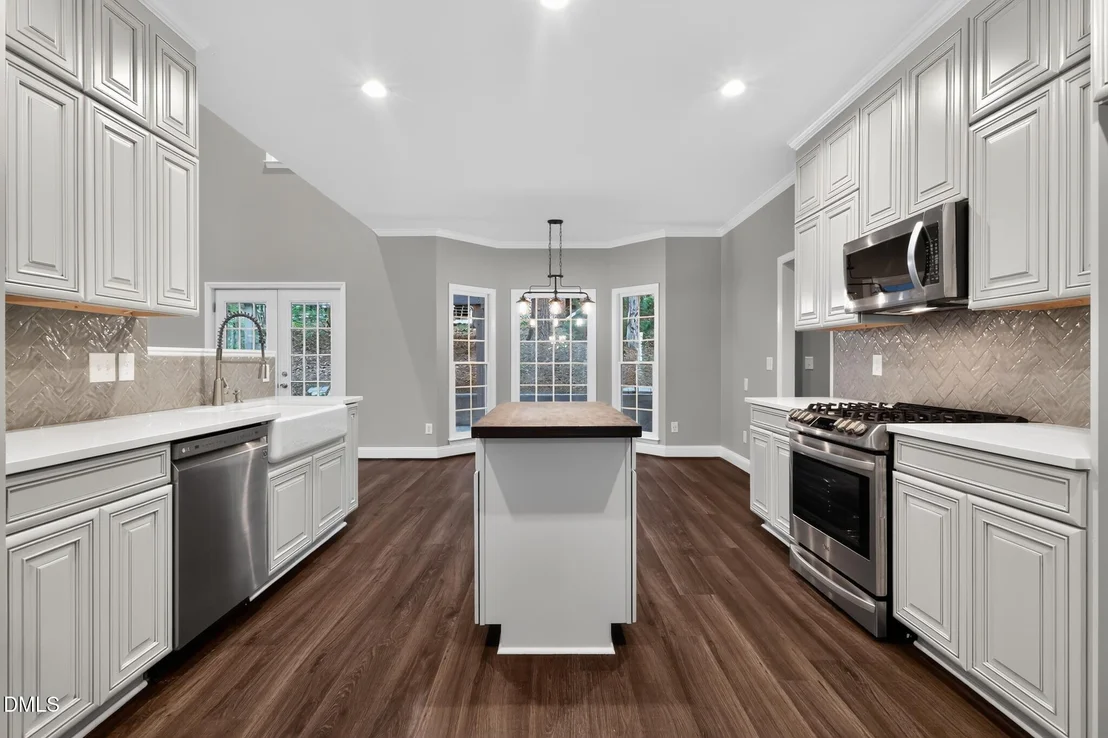 Photo of 5206 Oakbrook Drive