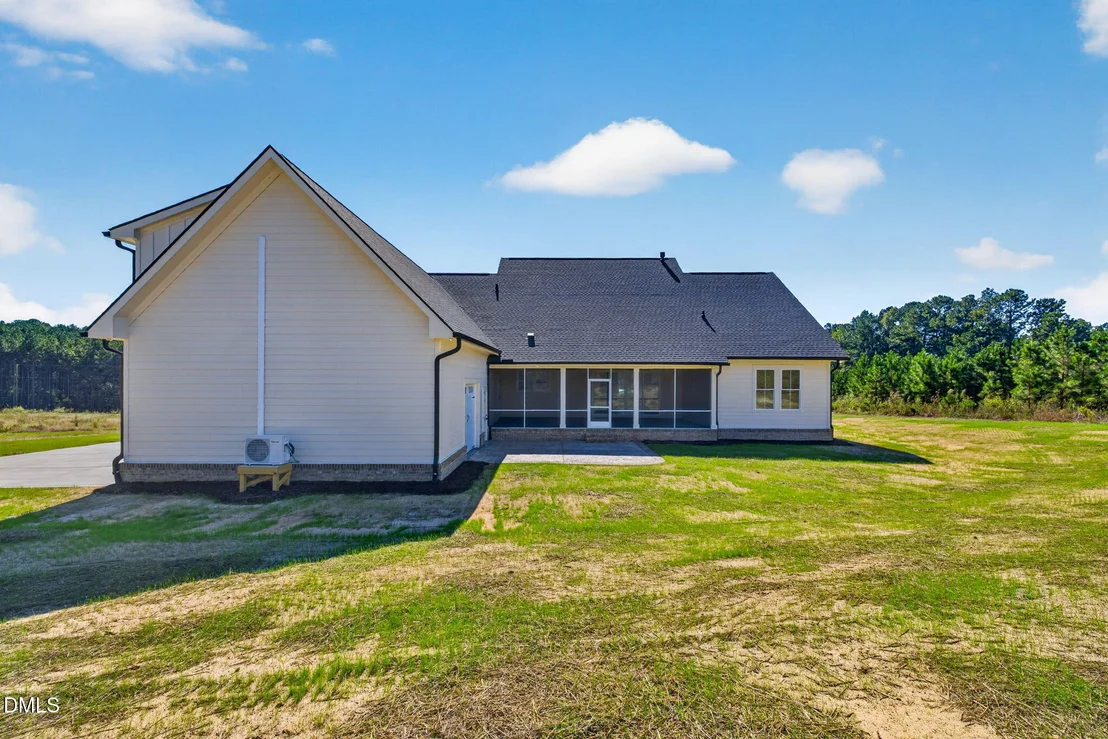 Photo of 1104 Elevation Road