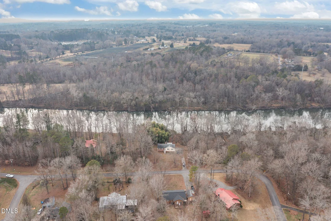 Photo of 3221 Oakridge Drive