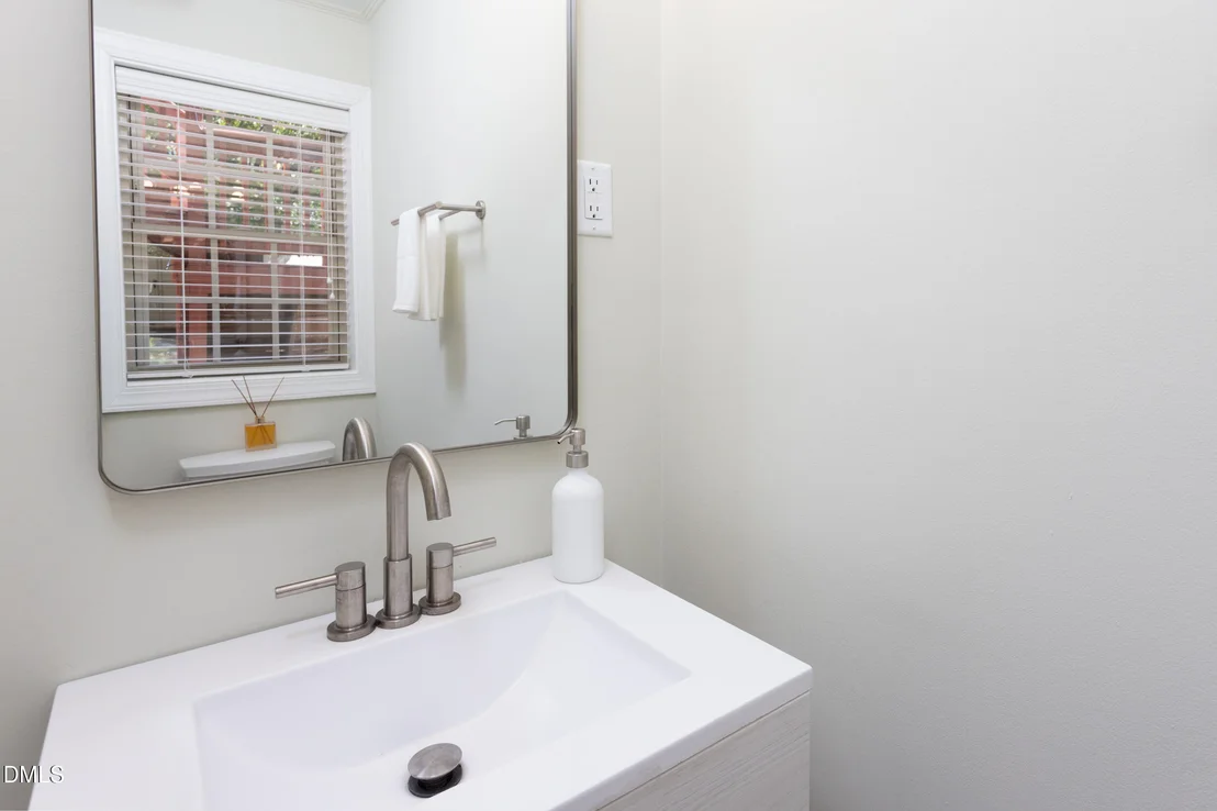 Photo of 3519 Winding Way