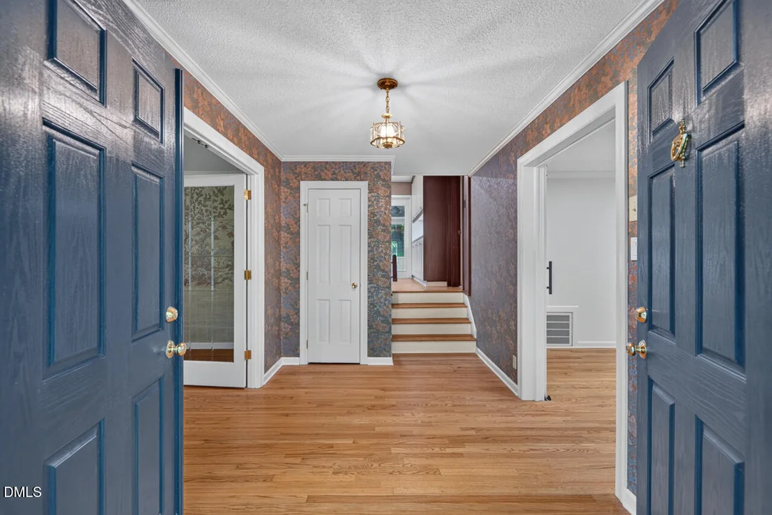 Photo of 13 Winthrop Court