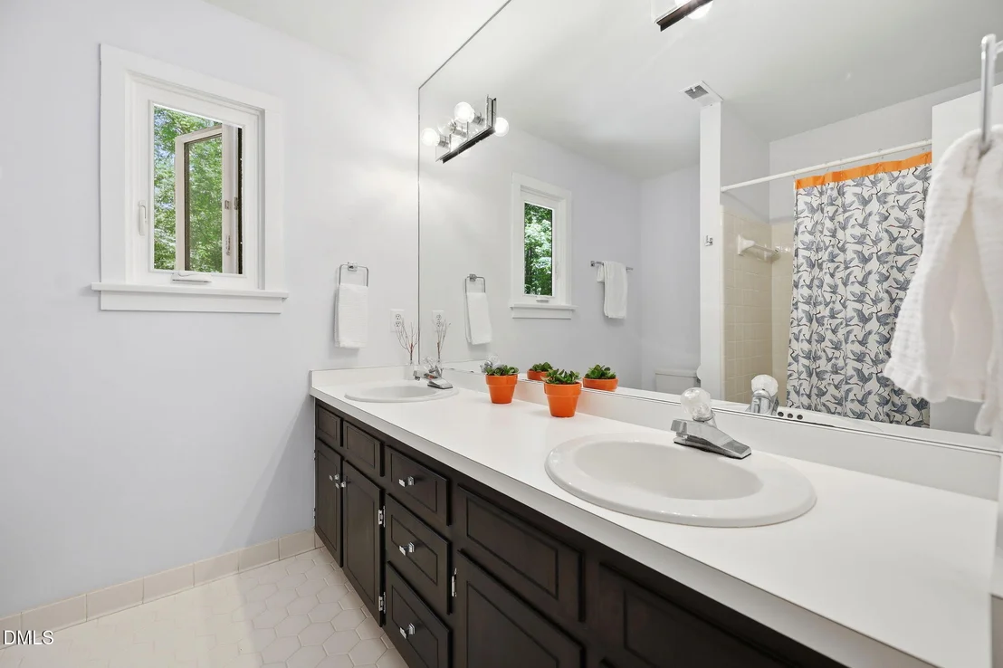 Photo of 6101 Dresden Lane