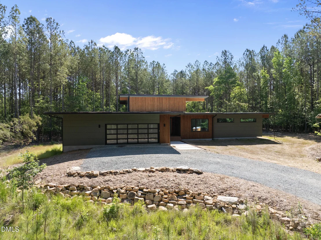 Photo of 4637 Array Drive