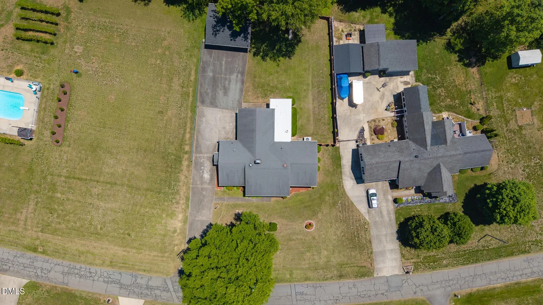 Photo of 1244 Lawndale Drive