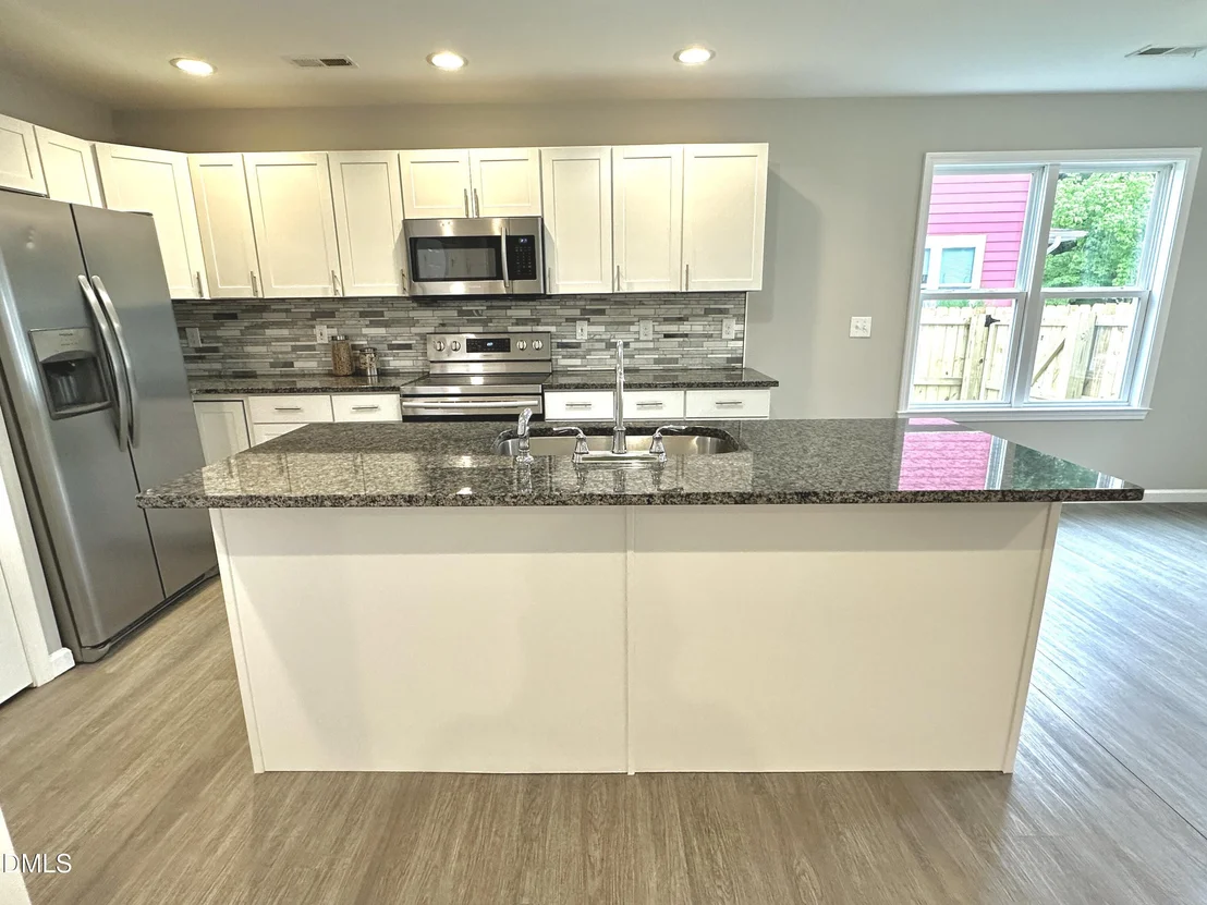Photo of 105 Hunter Place