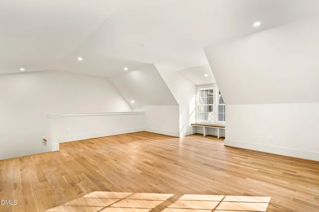Photo of 6 Chantilly Place