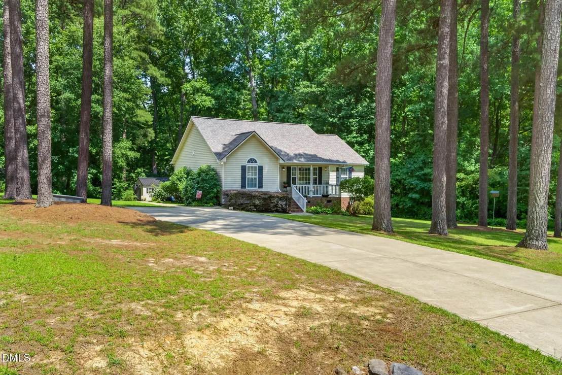 Photo of 105 Tree Farm Lane