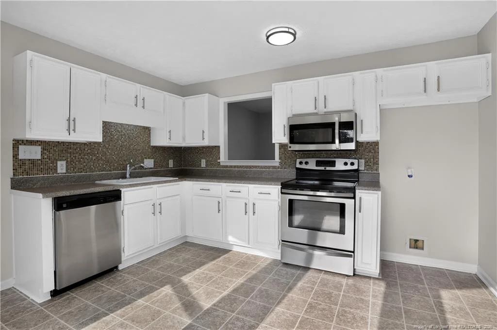 Photo of 201 Laketree Boulevard