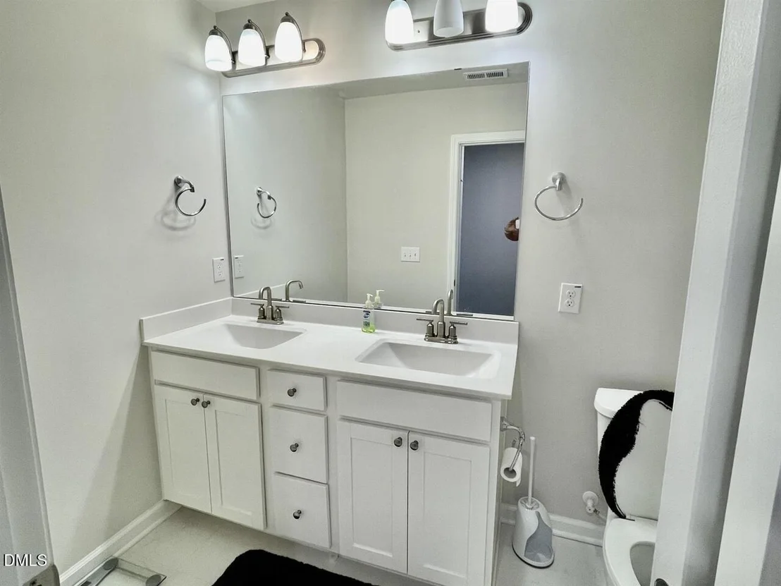 Photo of 1807 Wrenn Road