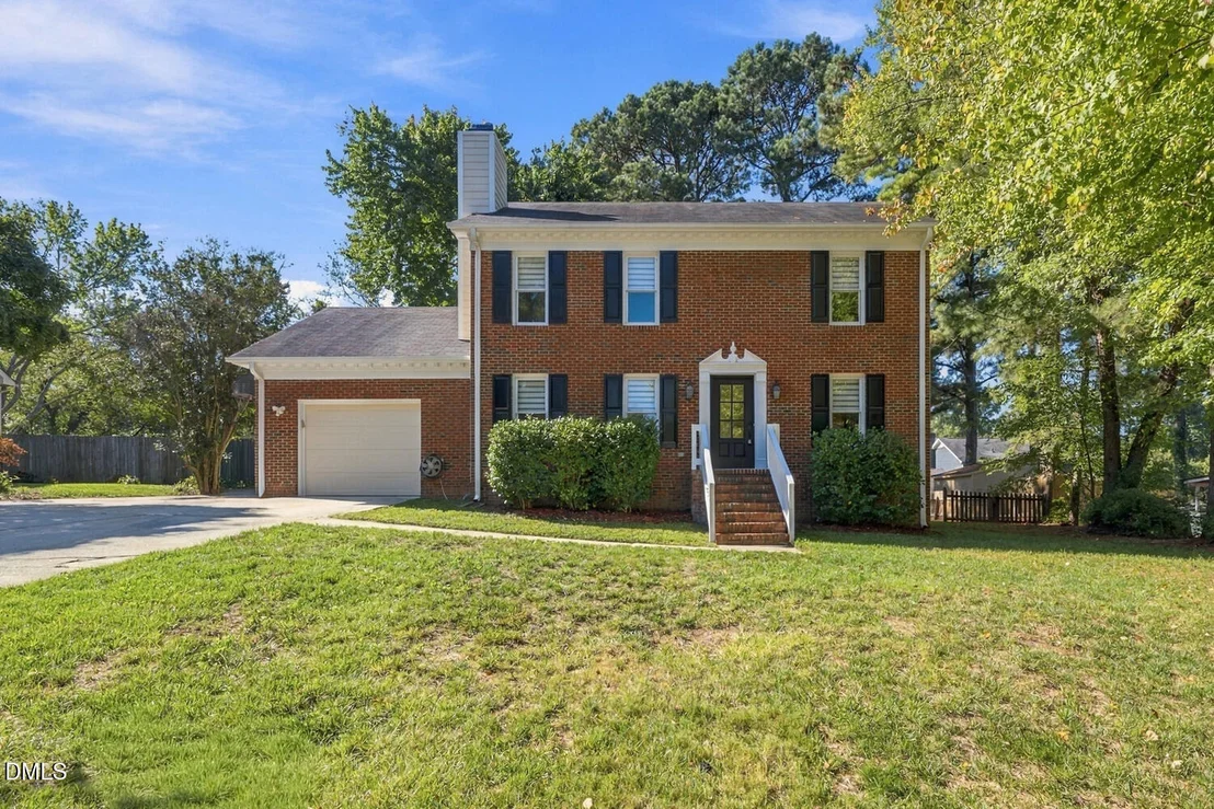 Photo of 105 Pinewood Drive
