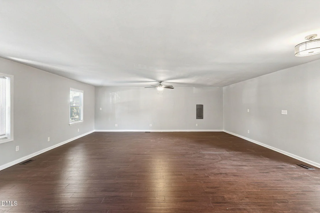 Photo of 5613 Deerborn Drive