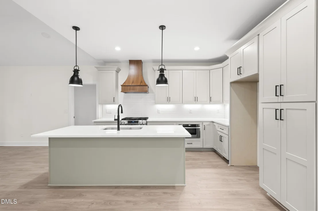 Photo of 708 Grayhaven Place