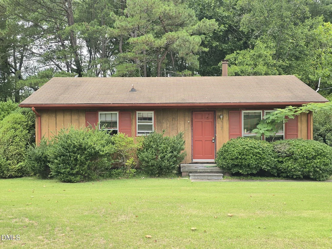 Photo of 140 Evans Road