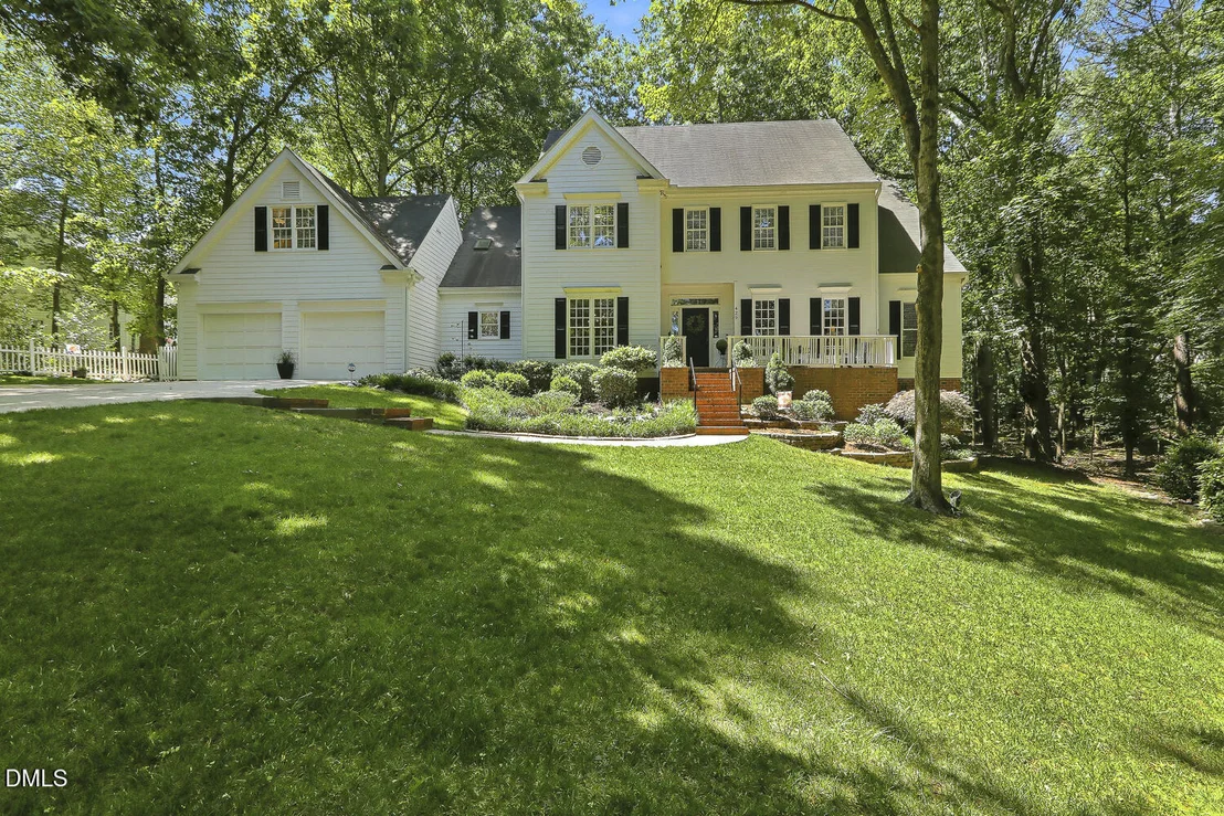 Photo of 429 Grosvenor Drive