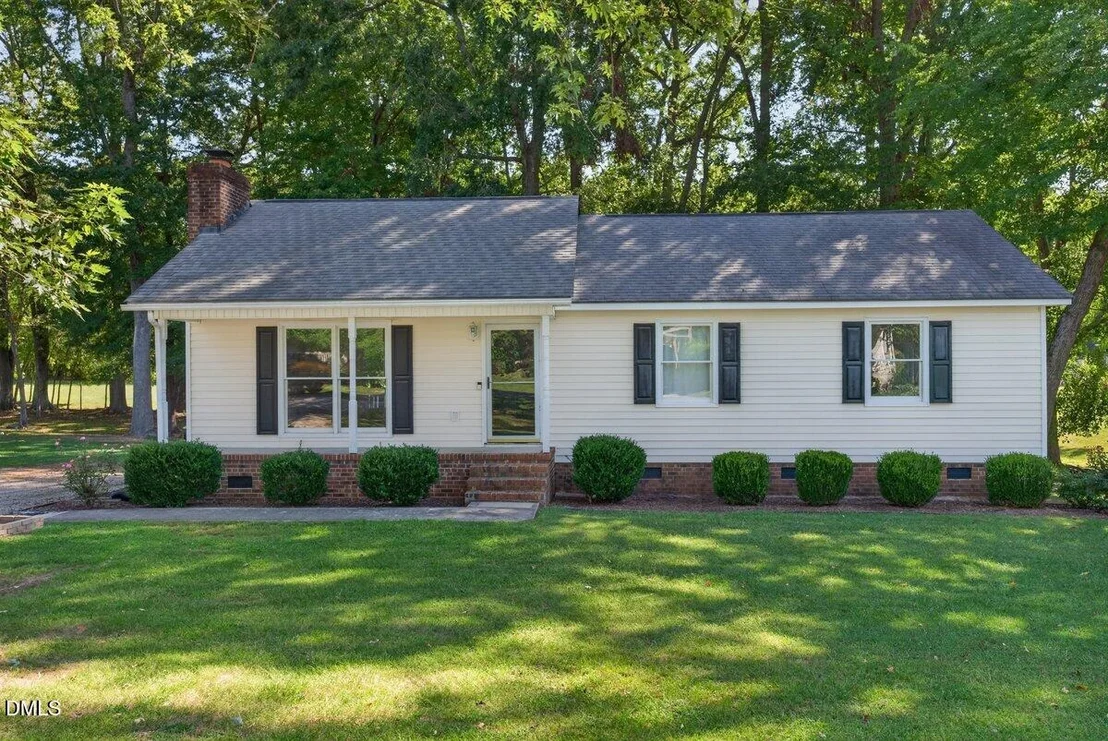 Photo of 102 Meadow Park