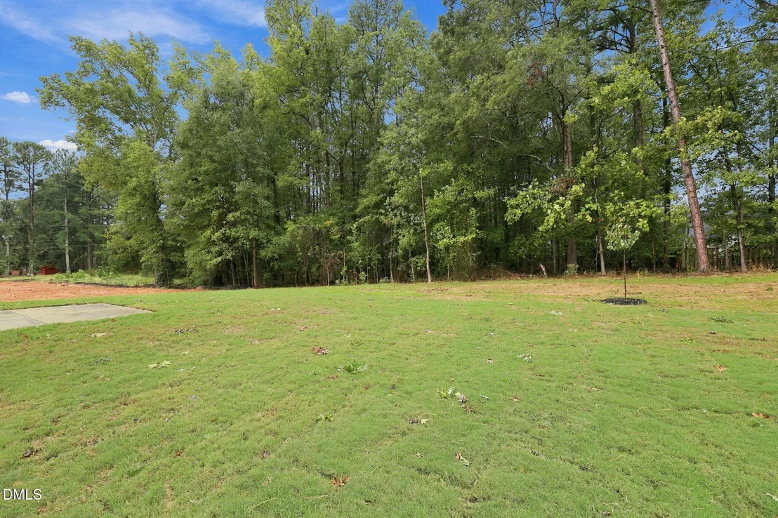 Photo of 709 Crestview Drive