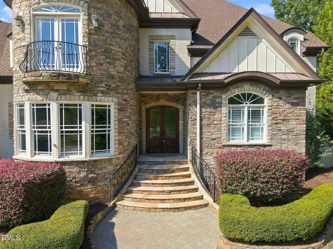 Photo of 6701 Foxfire Place