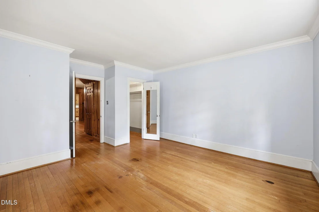 Photo of 212 Hillcrest Drive