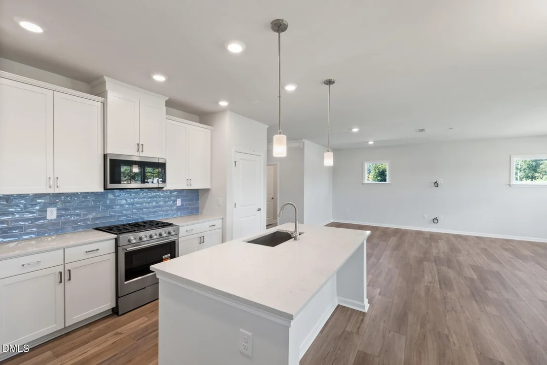 Photo of 2101 Saunders Farm Drive