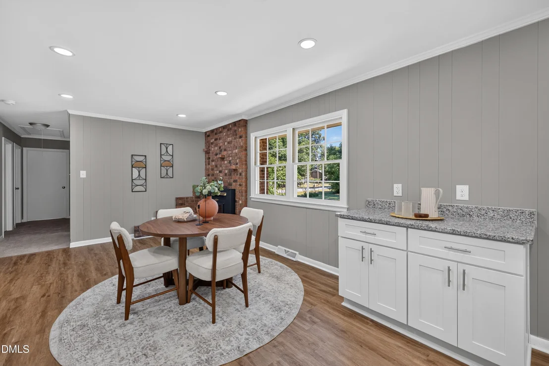 Photo of 2601 Rolling Pines Avenue