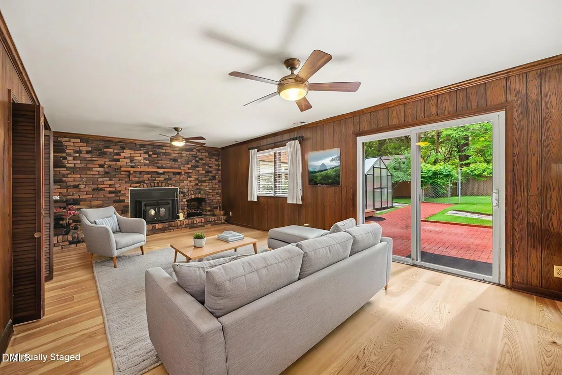 Photo of 5000 Cedarwood Drive