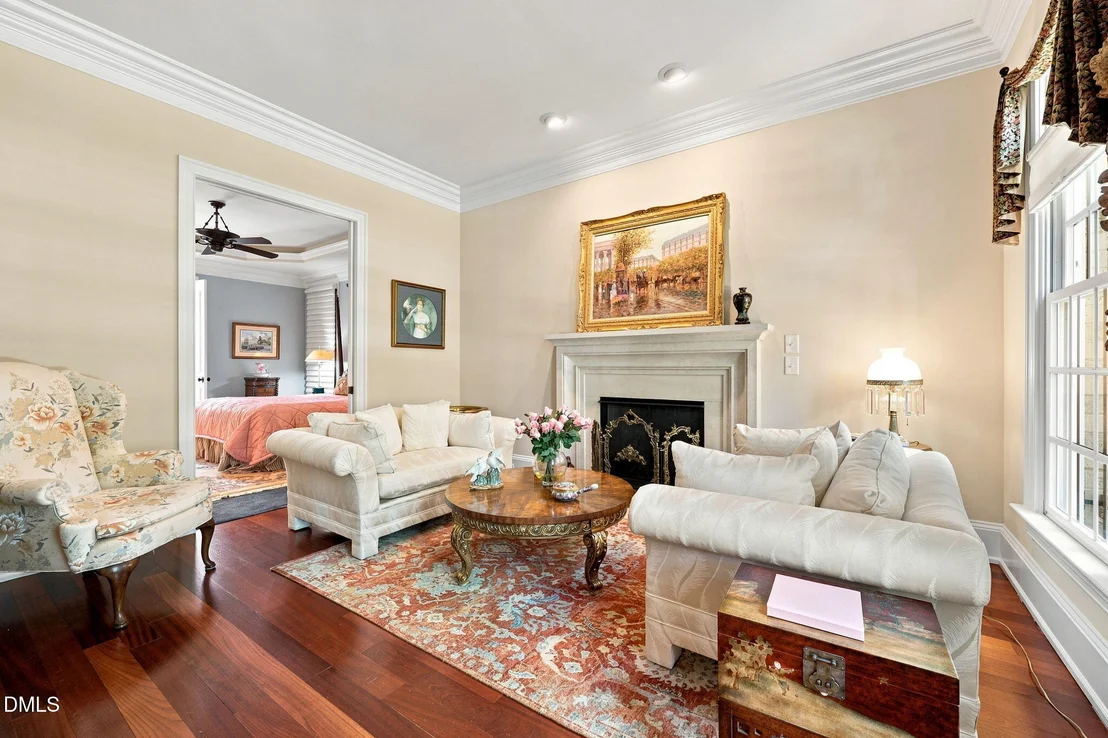 Photo of 6102 Treyburn Point Drive