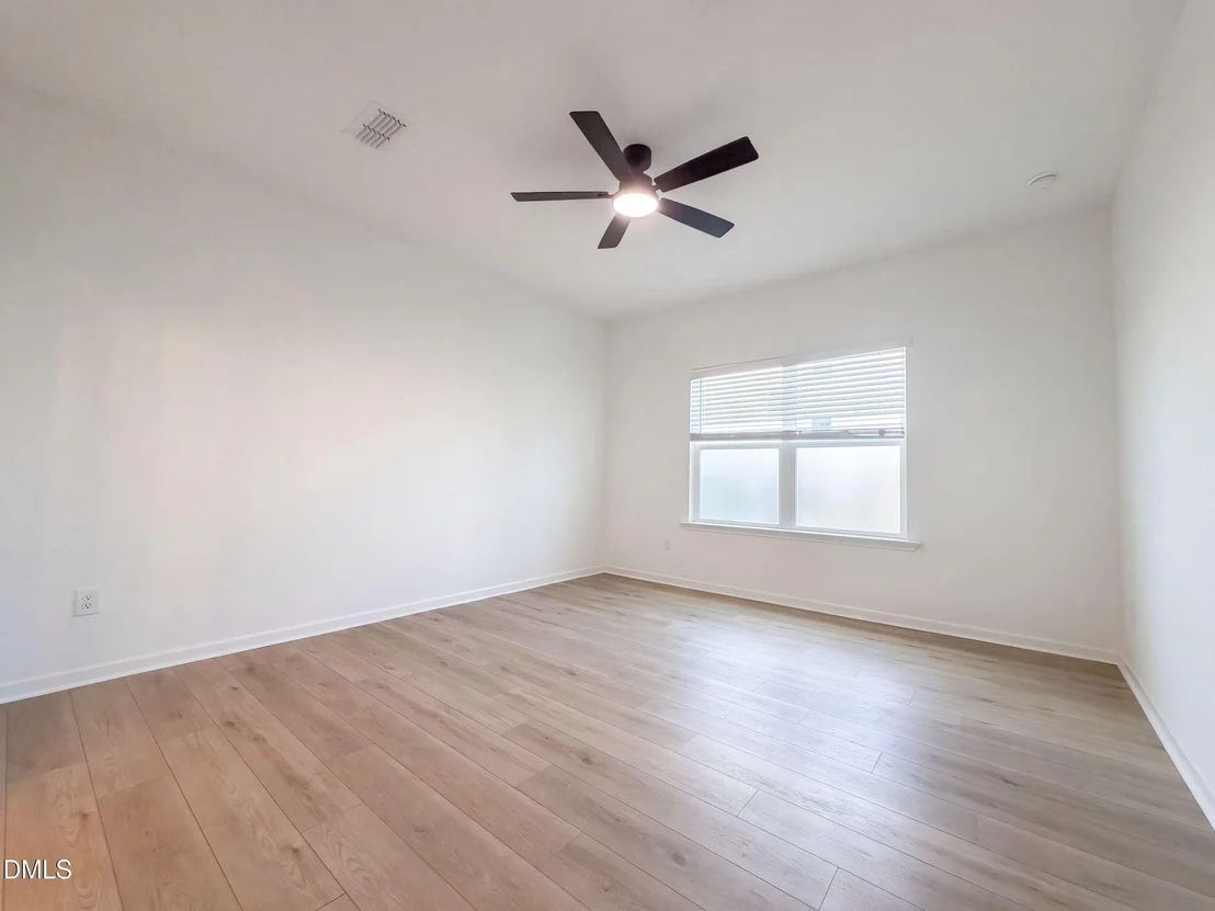 Photo of 109 S Stonemill Trail