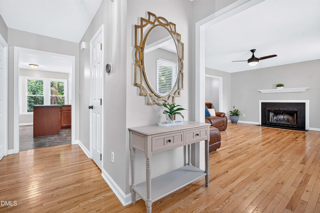 Photo of 908 Clifford Drive