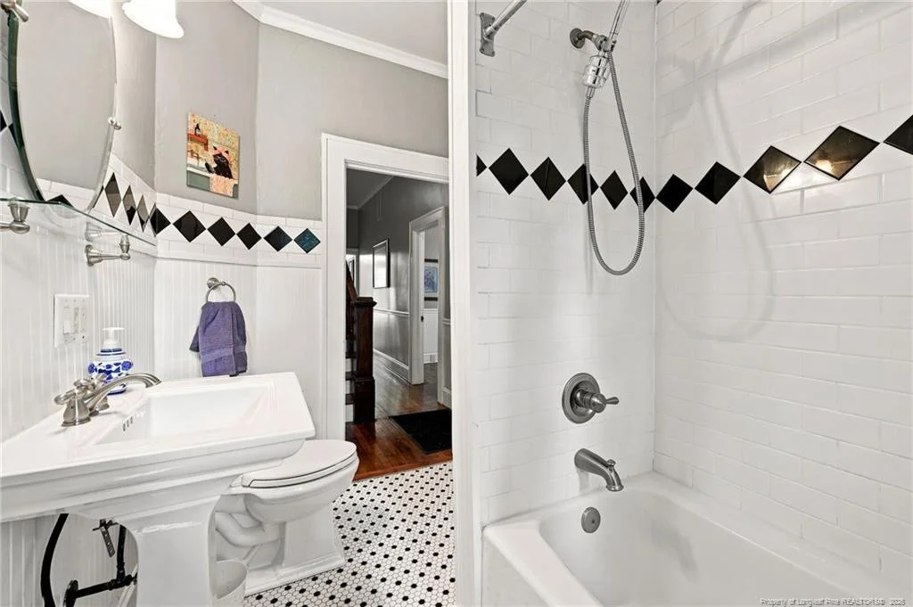 Photo of 505 Sunset Drive