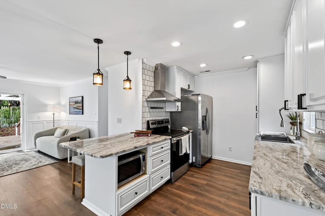 Photo of 1341 Crabtree Boulevard