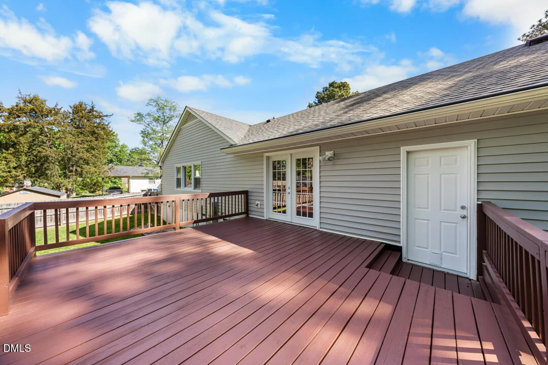 Photo of 5606 Newhall Road