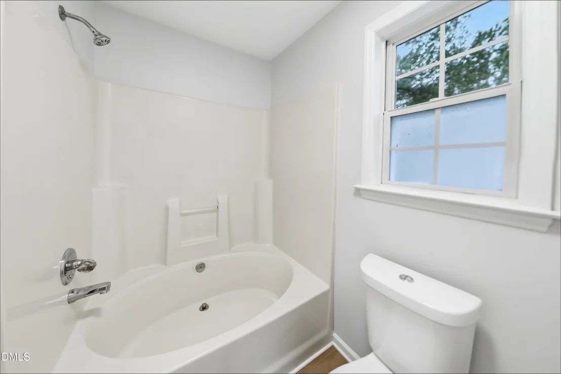 Photo of 165 Cedarhurst Lane