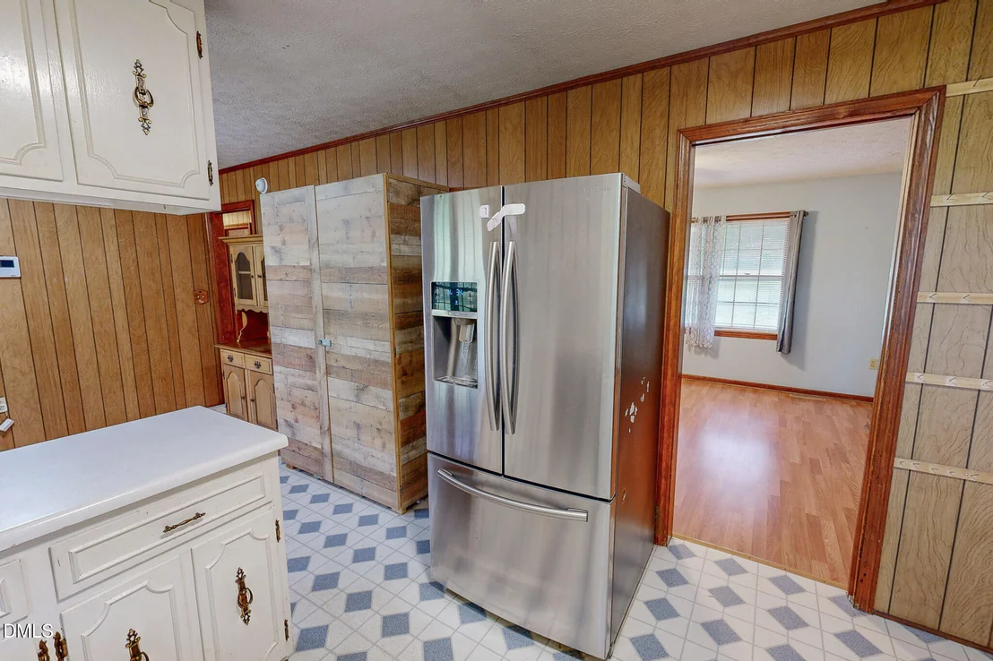 Photo of 2072 Edwin Robertson Road