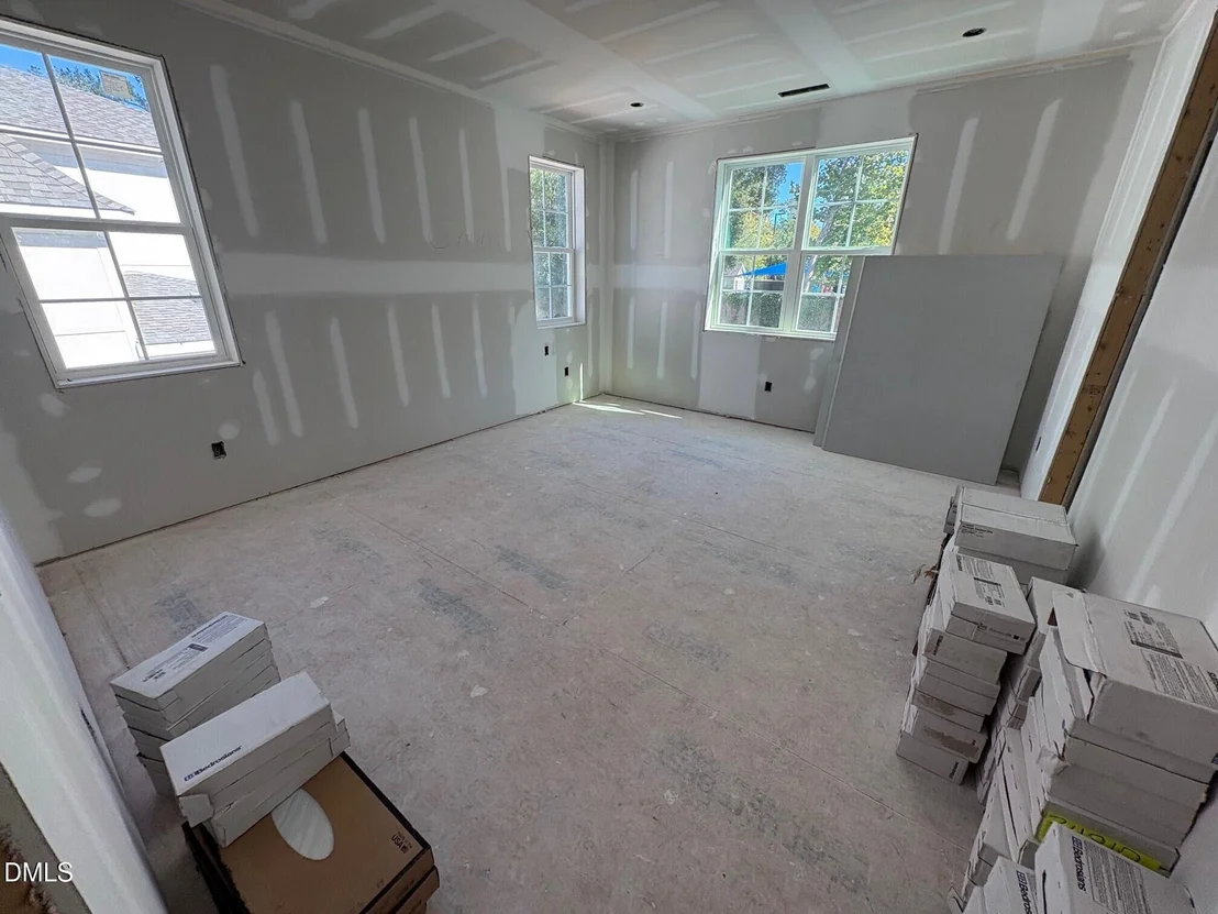 Photo of 916 Marilyn Drive