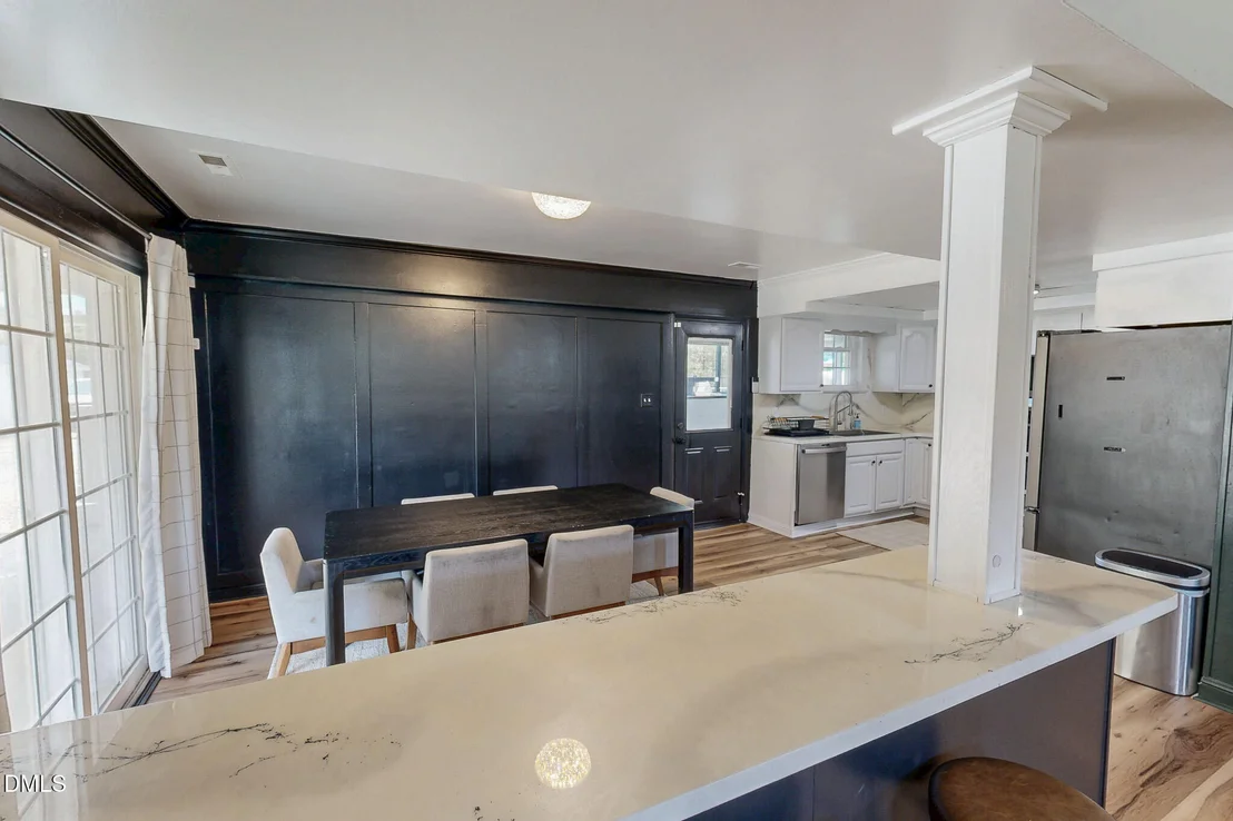Photo of 1641 Oak Grove Road