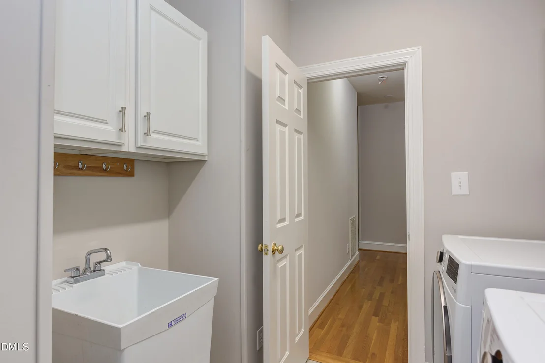 Photo of 2912 Hawtree Drive