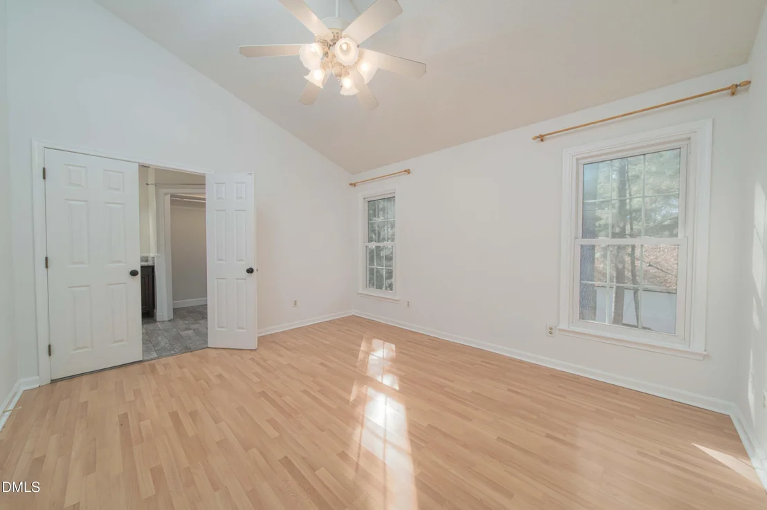 Photo of 105 Fox Horn Run