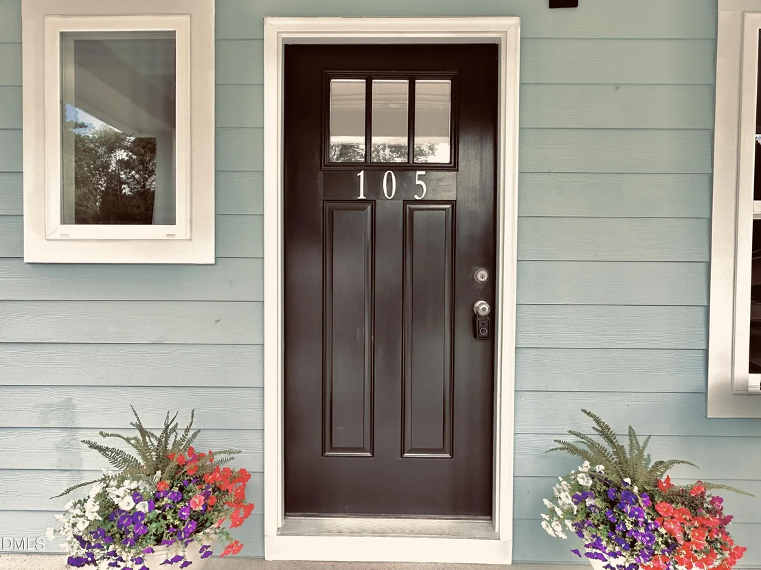 Photo of 105 Hunter Place