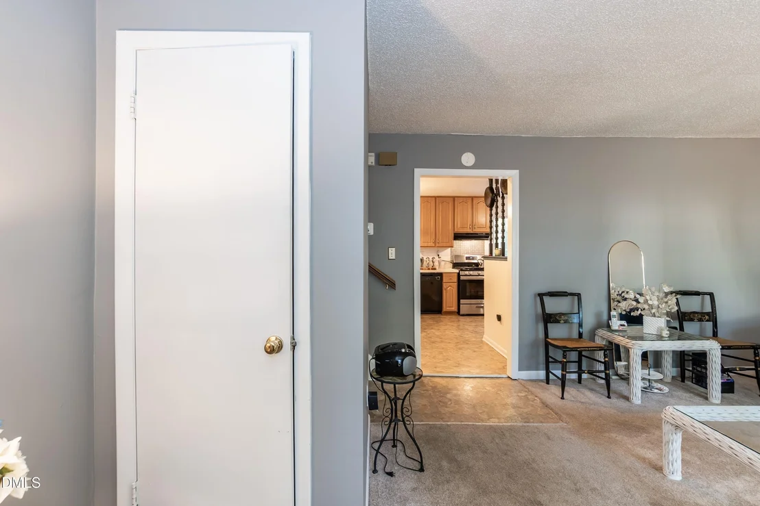 Photo of 1122 Saxony Drive