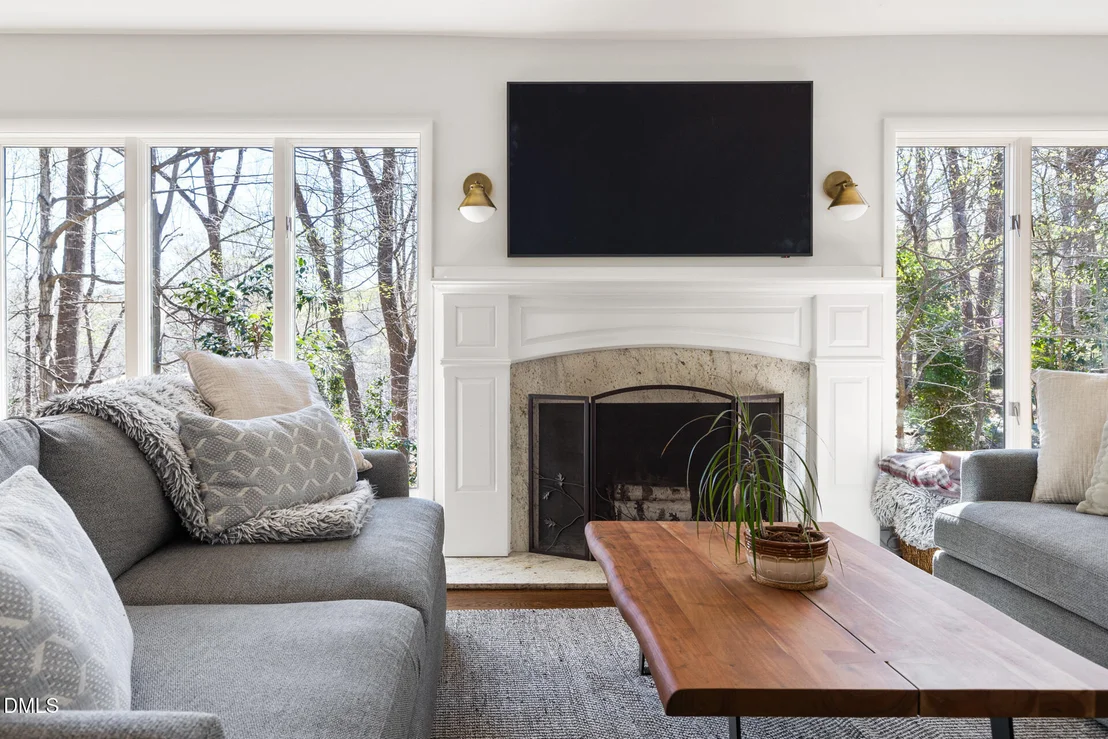 Photo of 353 Tenney Circle