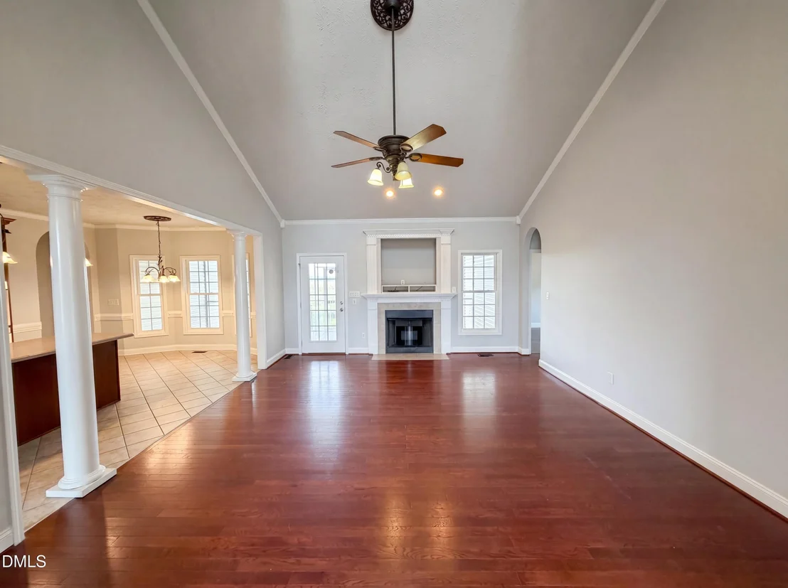 Photo of 824 Camwheel Drive