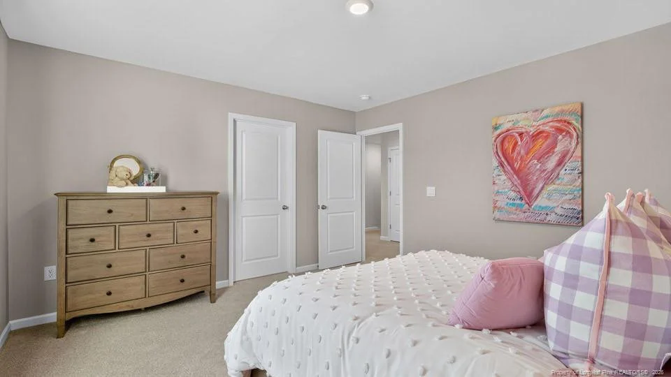 Photo of 1013 Martin Farms Boulevard