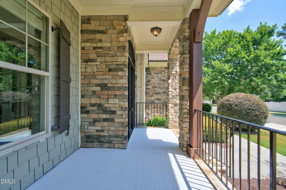Photo of 208 William Henry Way