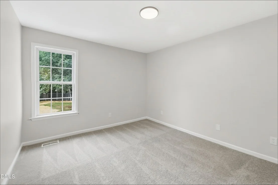 Photo of 165 Cedarhurst Lane